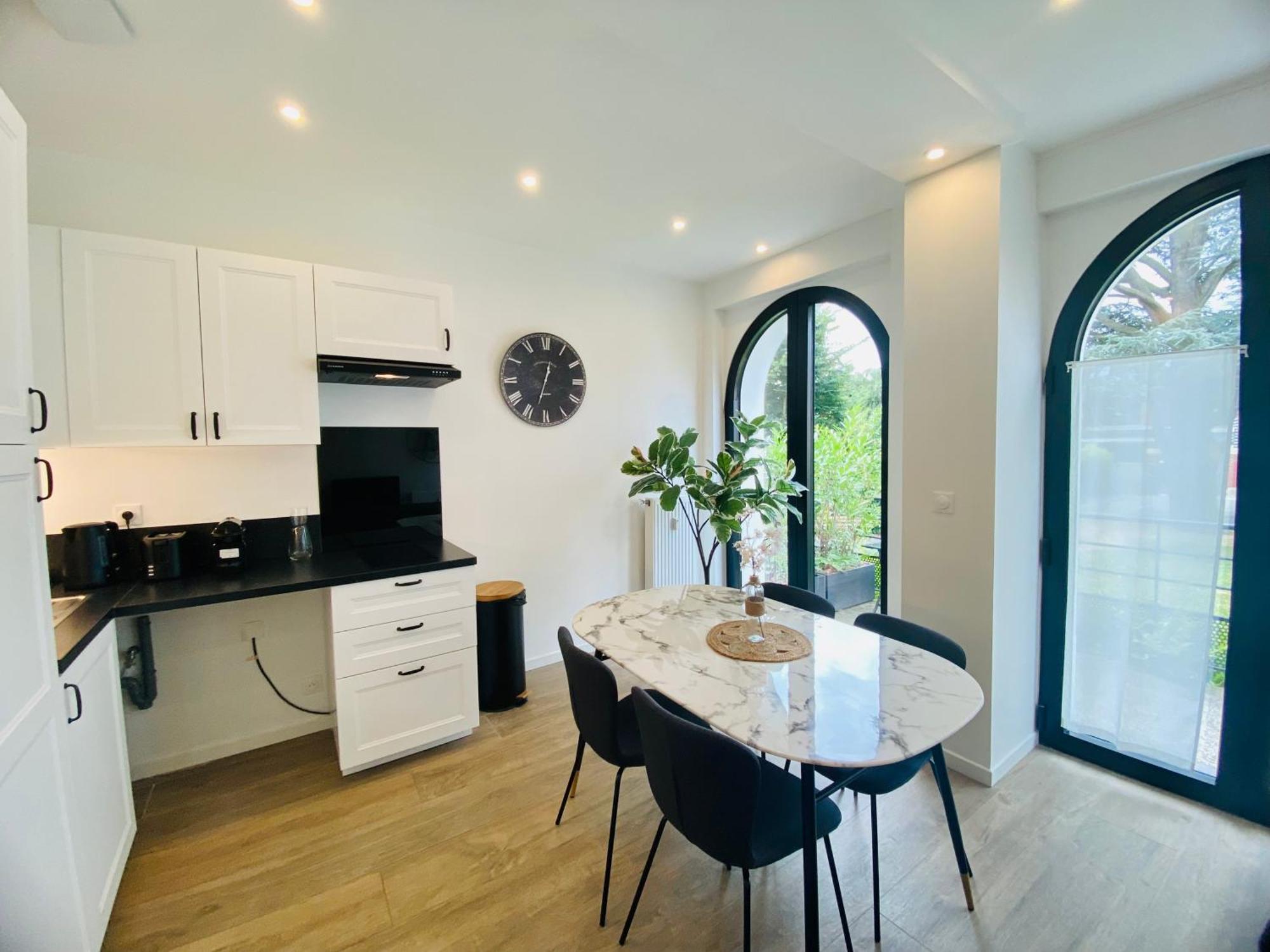 Les Appartements De L'Hippodrome Lambersart Екстер'єр фото